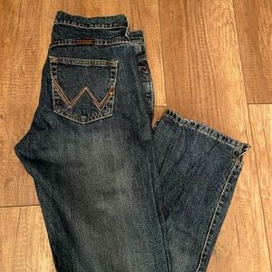 Wrangler Ultimate riding Jean-Cash, cowgirl cut jeans 9/10x36